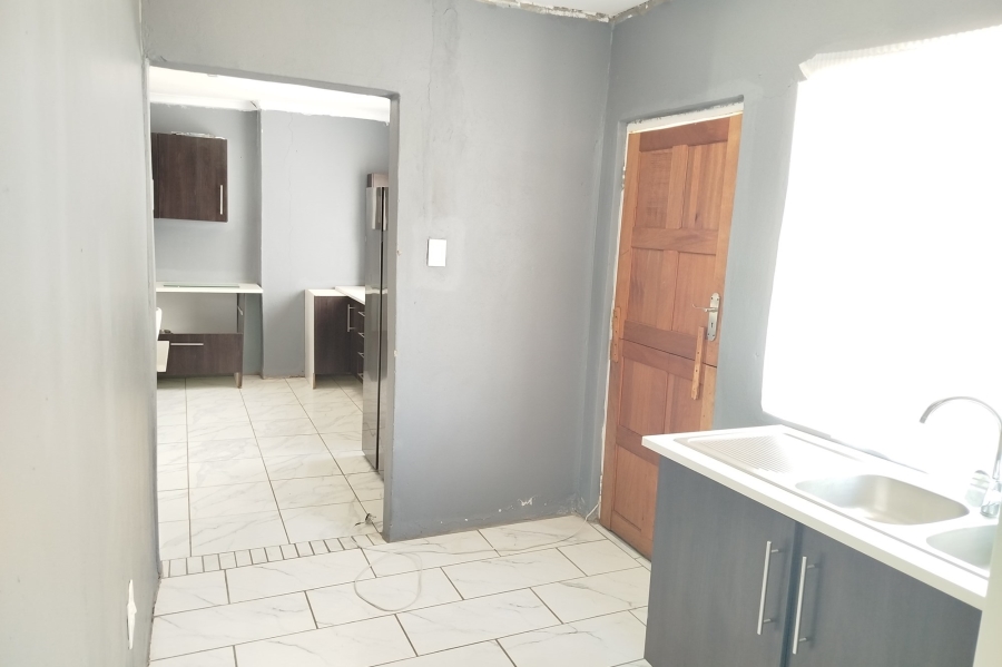 To Let 4 Bedroom Property for Rent in Riebeeckstad Free State